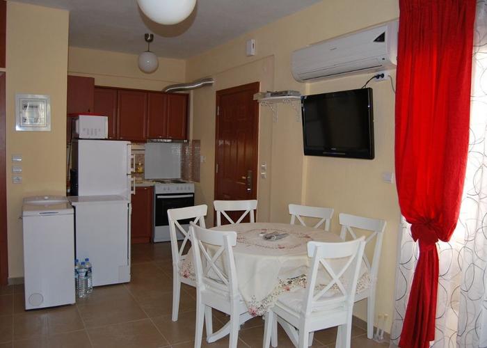 Townhouse in Skala Fourkas